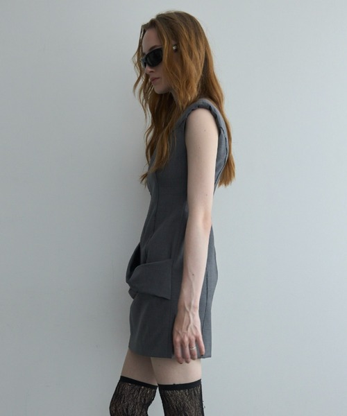JOSE MOON(ジョゼムーン)の「POWER SHOULDER MINI DRESS/パワーショルダーミニドレス(ワンピース・レディース・ブラック/グレー・36/38)」の12枚目の写真
