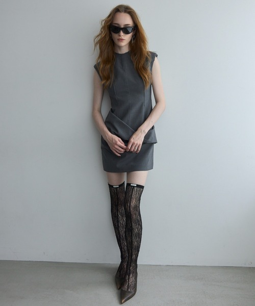 JOSE MOON(ジョゼムーン)の「POWER SHOULDER MINI DRESS/パワーショルダーミニドレス(ワンピース・レディース・ブラック/グレー・36/38)」の16枚目の写真