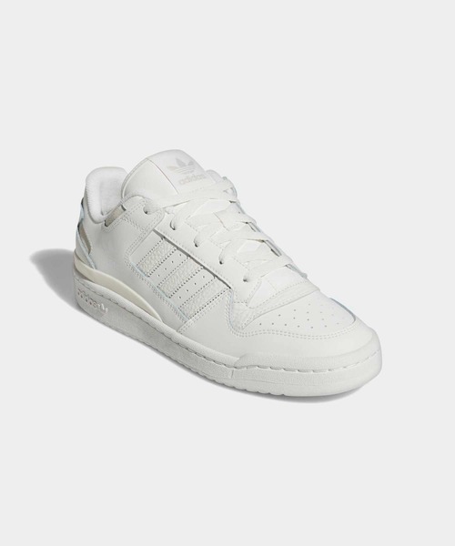adidas(アディダス)の「フォーラム ロー CL / Forum Low CL / アディダスオリジナルス adidas Originals(スニーカー・メンズ・ホワイト・25.0cm/24.5cm/24.0cm/23.5cm/22.0cm/30.0cm/28.5cm/28.0cm/27.5cm/27.0cm/26.5cm/26.0cm/25.5cm)」の4枚目の写真