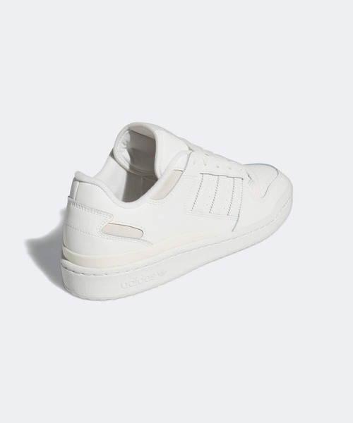 adidas(アディダス)の「フォーラム ロー CL / Forum Low CL / アディダスオリジナルス adidas Originals(スニーカー・メンズ・ホワイト・25.0cm/24.5cm/24.0cm/23.5cm/22.0cm/30.0cm/28.5cm/28.0cm/27.5cm/27.0cm/26.5cm/26.0cm/25.5cm)」の5枚目の写真