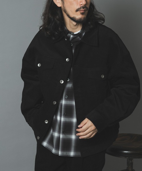 ITEMS URBANRESEARCH(アイテムズ アーバンリサーチ)の「プレミアムコーデュロイトラッカージャケット(その他アウター・メンズ・ブラック/ネイビー/ブラウン/アイボリー・MEDIUM/LARGE)」の3枚目の写真