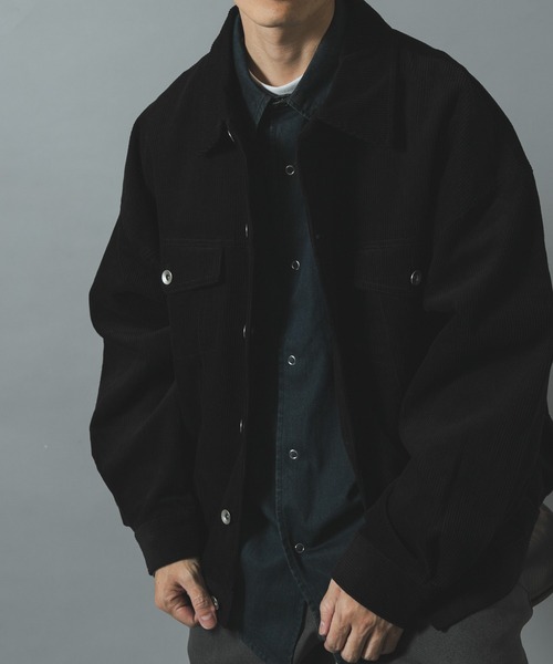 ITEMS URBANRESEARCH(アイテムズ アーバンリサーチ)の「プレミアムコーデュロイトラッカージャケット(その他アウター・メンズ・ブラック/ネイビー/ブラウン/アイボリー・MEDIUM/LARGE)」の21枚目の写真