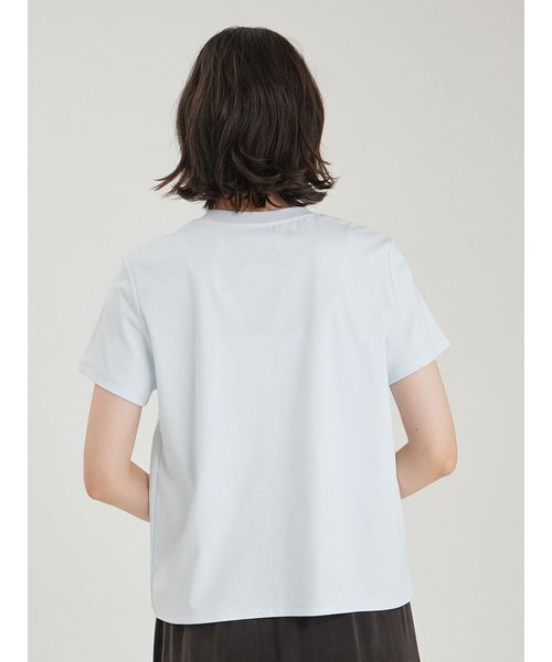 Mila Owen(ミラオーウェン)の「【接触冷感】アートブックグラフィックTシャツ(Tシャツ/カットソー・レディース・ベージュ/チャコールグレー/ホワイト/ライトブルー・F)」の6枚目の写真