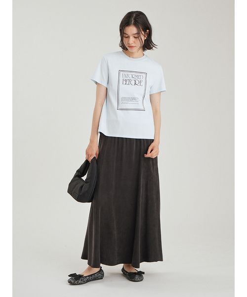 Mila Owen(ミラオーウェン)の「【接触冷感】アートブックグラフィックTシャツ(Tシャツ/カットソー・レディース・ベージュ/チャコールグレー/ホワイト/ライトブルー・F)」の11枚目の写真