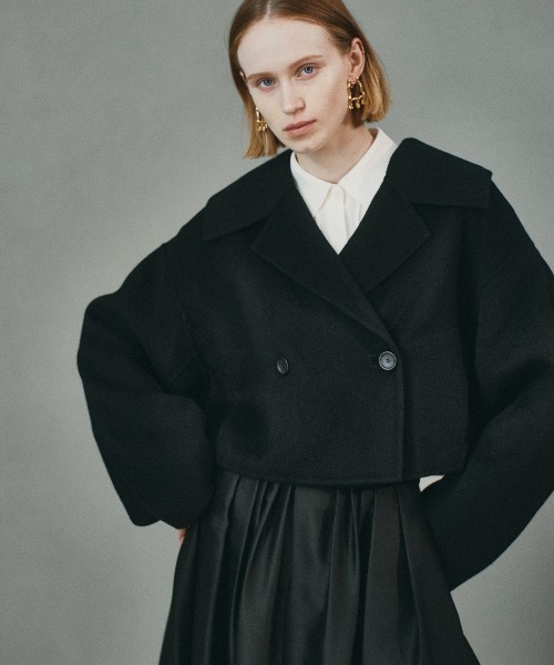 ADORE(アドーア)の「ピュアカシミヤジャケット(ブルゾン・レディース・ブラック・38)」の1枚目の写真