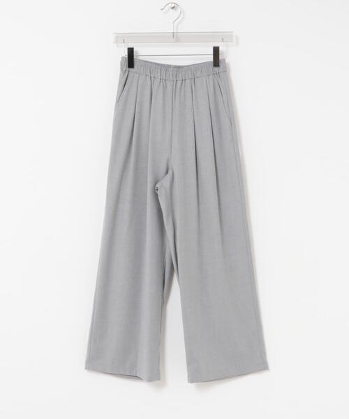 URBAN RESEARCH(アーバンリサーチ)の「『UR TECH SMOOTHLUXE』ウール混タックギャザーストレートパンツ(その他パンツ・レディース・ベージュ系その他/ライトグレー/チャコールグレー/ブルー系その他・40/38/36)」の7枚目の写真