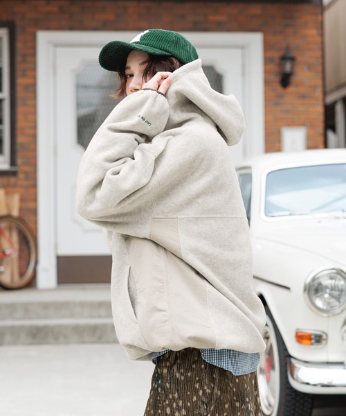 niko and...(ニコアンド)の「ソフトフリースBOYSZIPパーカー(パーカー・レディース・チャコール/ベージュ/パープル/レッド・MEDIUM/LARGE)」の17枚目の写真