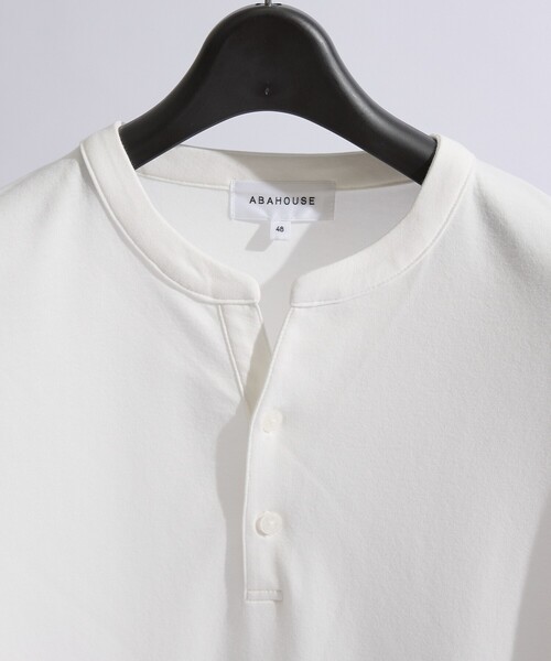 ABAHOUSE(アバハウス)の「【快適速乾】ALL SEASON COTTON Vネック スキッパーTシャツ / ヘンリーネック(Tシャツ/カットソー・メンズ・ホワイト/ブラック/グレイッシュベージュ/グレイッシュブルー・44/46/48)」の5枚目の写真