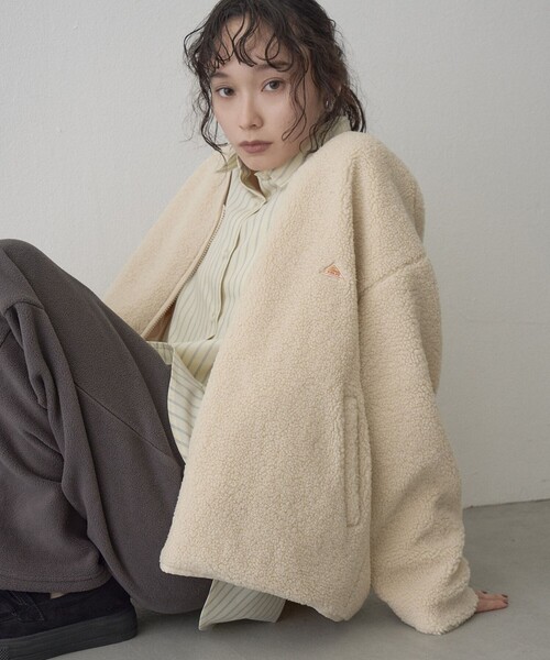 KELTY(ケルティ)の「【KELTY(ケルティ)別注】ノーカラーWジップボアブルゾン(ブルゾン・レディース・ナチュラル/ダークグレー/ベージュ・L/M)」の3枚目の写真