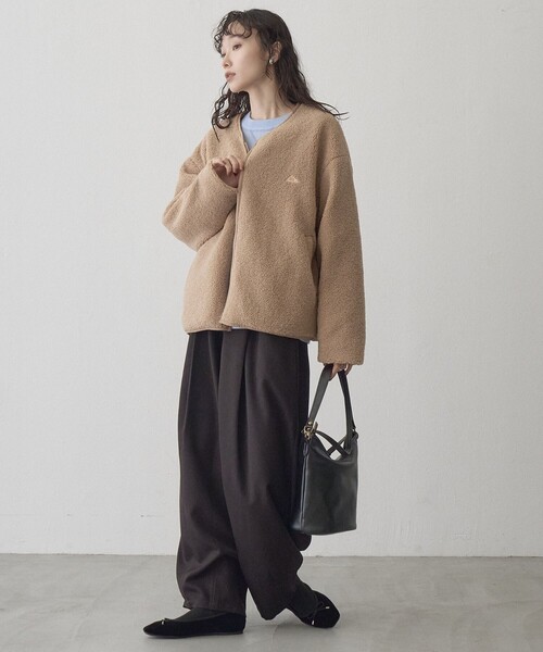 KELTY(ケルティ)の「【KELTY(ケルティ)別注】ノーカラーWジップボアブルゾン(ブルゾン・レディース・ナチュラル/ダークグレー/ベージュ・L/M)」の12枚目の写真