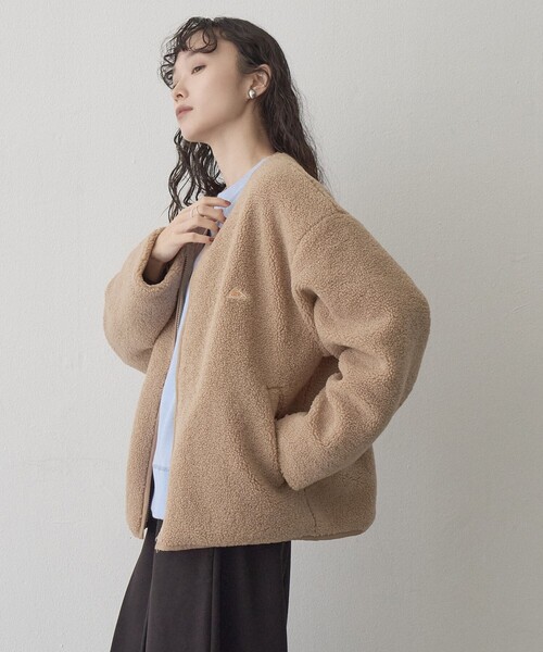 KELTY(ケルティ)の「【KELTY(ケルティ)別注】ノーカラーWジップボアブルゾン(ブルゾン・レディース・ナチュラル/ダークグレー/ベージュ・L/M)」の16枚目の写真