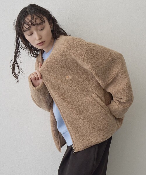 KELTY(ケルティ)の「【KELTY(ケルティ)別注】ノーカラーWジップボアブルゾン(ブルゾン・レディース・ナチュラル/ダークグレー/ベージュ・L/M)」の18枚目の写真