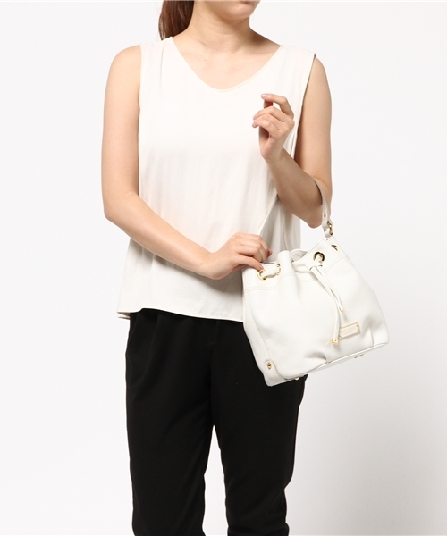 BLUE LABEL CRESTBRIDGE ショルダーバッグ ベージュ ベージュ系 BLUE LABEL CRESTBRIDGE (Women)のショルダーバッグ