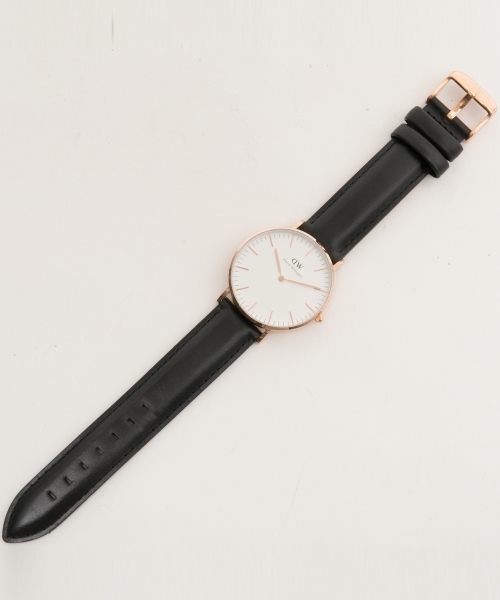 Daniel Wellington（ダニエルウェリントン）の「Daniel Wellington ダニエル・ウェリントン Sheffield CLASSIC 36MM（アナログ腕時計・メンズ・ブラック×ゴールド・FREE）」の2枚目の写真