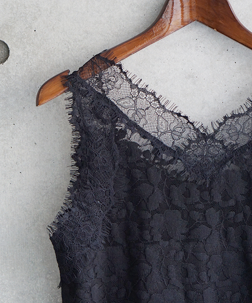 laboratory work（ラボラトリーワーク）の「バックレーステレコキャミ（キャミソール・レディース・ブラック/グレイッシュブルー/オフホワイト・MEDIUM）」の18枚目の写真