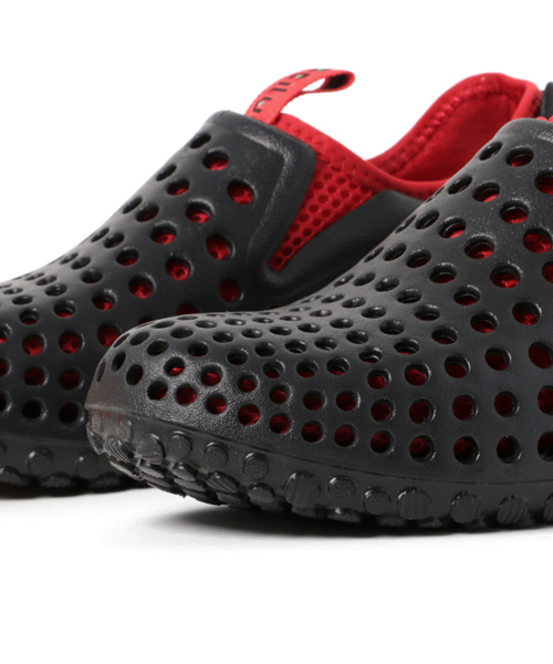 ccilu（チル）の「 ccliu チル amazon 2 アマゾンツー レインスニーカー（スリッポン・メンズ・ネイビー/イエロー/ホワイト/ホワイト系その他/ブラック/レッド・24.0cm/23.0cm/22.0cm/25.0cm/26.5cm/27.5cm/25.5cm/28.5cm）」の11枚目の写真