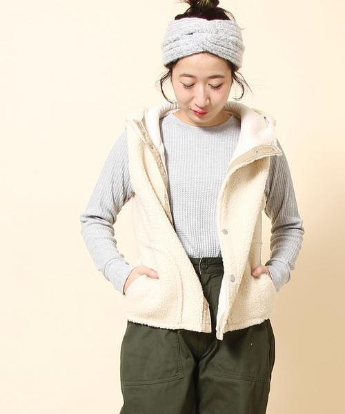 coen（コーエン）の「【昨年大ヒット・追加予約】フーデッドボアベスト(ベージュ→WEB限定)（ベスト・レディース・ベージュ/ネイビー/オフホワイト・LARGE/MEDIUM）」の14枚目の写真