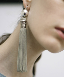 Ameri | TASSEL BALL PIERCE(ピアス（両耳用）)