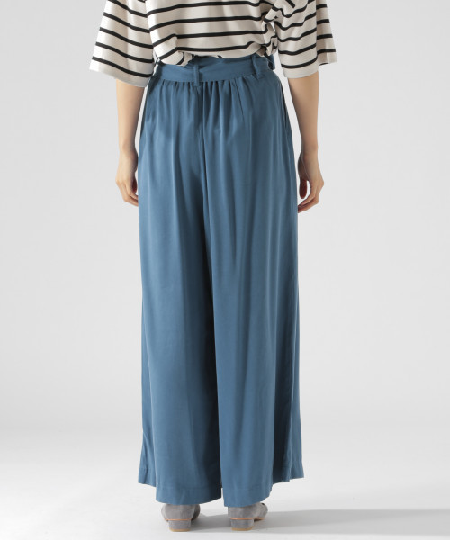 BAYFLOW(ベイフロー)の「ウエストリボンワイドパンツ 18AW(その他パンツ・レディース・チャコール/ベージュ/カーキ/ダークブルー・SMALL/MEDIUM)」の16枚目の写真