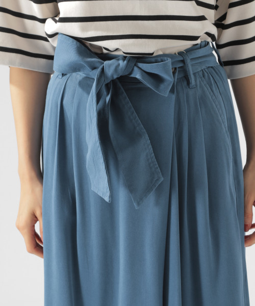 BAYFLOW(ベイフロー)の「ウエストリボンワイドパンツ 18AW(その他パンツ・レディース・チャコール/ベージュ/カーキ/ダークブルー・SMALL/MEDIUM)」の18枚目の写真