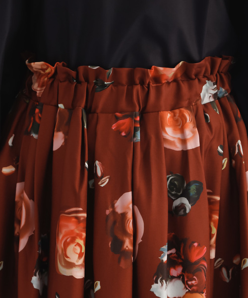 MERLOT（メルロー）の「ポールドフローラル柄スカート7856（スカート・レディース・ブラック/ブラウン・FREE）」の12枚目の写真