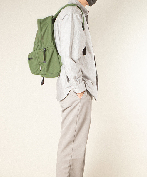 Drifter(ドリフター)の「CLASSIC PACK/クラシックパック(バックパック/リュック・レディース・ホワイト系その他/ダークグリーン/タン/グリーン系その他/ブラック系その他2/バーガンディー/ベージュ/ブラック/ネイビー/グレー/ダークブラウン/ブルー系その他/ベージュ系その他/ブラック系/ネイビー系/オリーブ・FREE)」の11枚目の写真