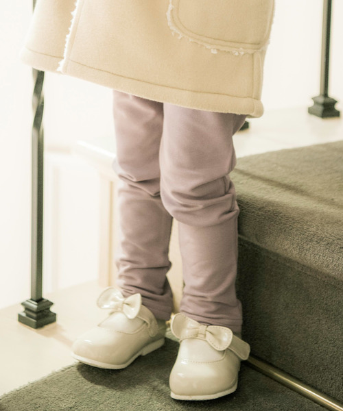 Catherine Cottage（キャサリンコテージ）の「裏起毛キッズカラーストレッチパンツ（その他パンツ・キッズ・ブラック/ネイビー/ブラウン/カーキ/ダークグレー/ボルドー/マスタード/ブルー系その他/ピンク系その他/ライラック/グレイッシュブルー/ピンク系その他2・100/110/120/130/140/90/150/160）」の8枚目の写真