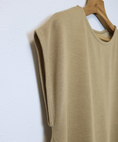 andme（アンドミー）の「ニットソーフレンチスリーブフレアトップス（Tシャツ/カットソー・レディース・オフホワイト/カーキ/ライトベージュ/ブラック/ベージュ/ネイビー/ブラウン・M）」の22枚目の写真