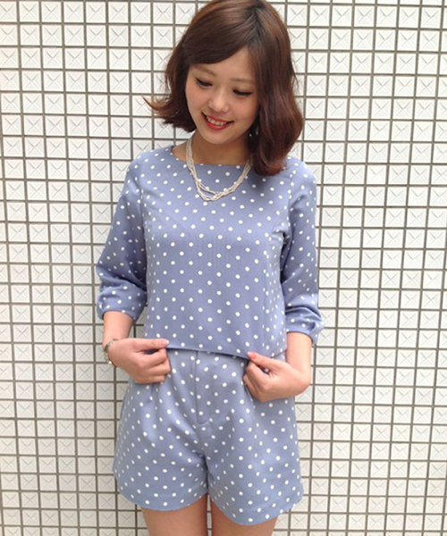 Chico(チコ)の「グログランドット5分袖(シャツ/ブラウス・レディース・ホワイト/サックスブルー/ネイビー・FREE)」の3枚目の写真