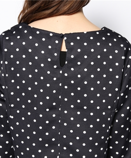 Chico(チコ)の「グログランドット5分袖(シャツ/ブラウス・レディース・ホワイト/サックスブルー/ネイビー・FREE)」の9枚目の写真