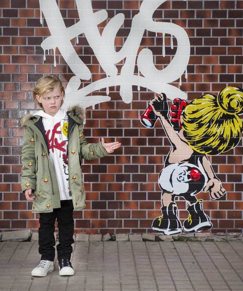 HYSTERIC MINI（ヒステリックミニ）の「EMBROIDERY 総柄刺繍モッズ  