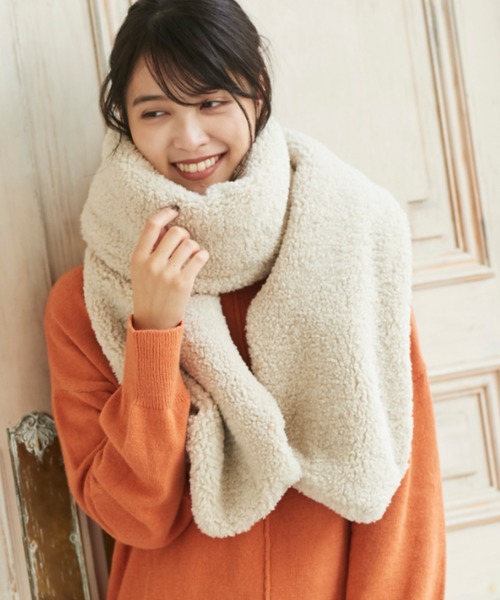 KOBE LETTUCE（コウベレタス）の「ボリュームボアマフラー（マフラー・レディース・アイボリー/ピンク/ブラウン・FREE）」の2枚目の写真