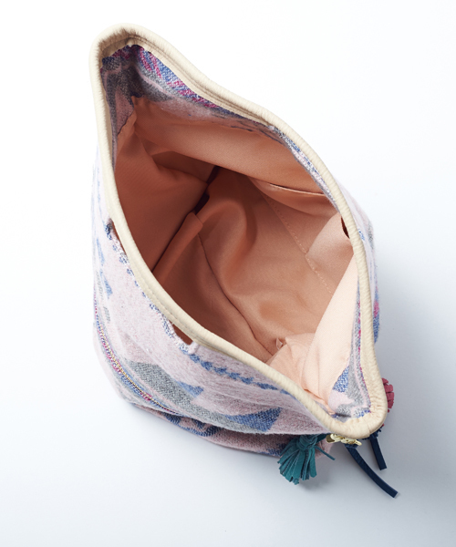 Another Edition（アナザーエディション）の「ae NTV CLT（クラッチバッグ・レディース・ネイビー/ライトピンク・ﾌﾘ-）」の15枚目の写真