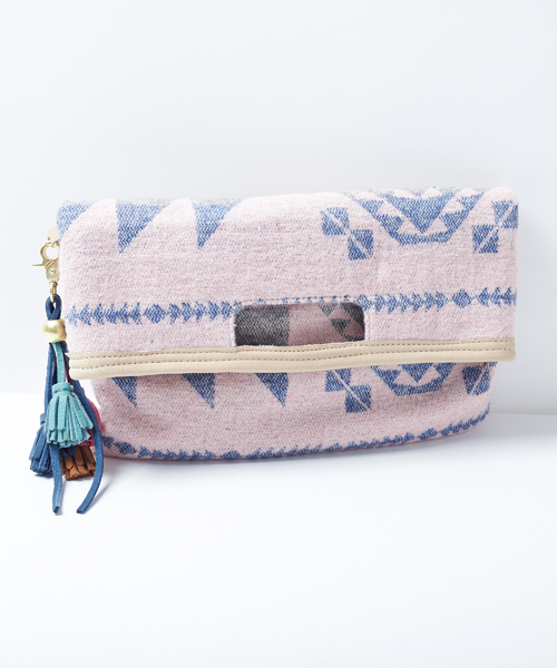 Another Edition（アナザーエディション）の「ae NTV CLT（クラッチバッグ・レディース・ネイビー/ライトピンク・ﾌﾘ-）」の17枚目の写真