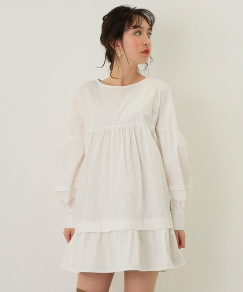 one after another NICE CLAUP(ワンアフターアナザーナイスクラップ)の「袖タック入りAラインチュニック(ワンピース・レディース・アイボリー/オフホワイト/ベージュ・FREE)」の2枚目の写真
