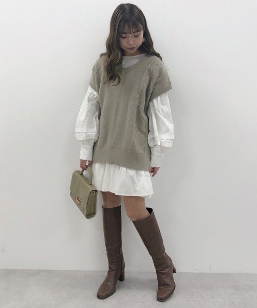 one after another NICE CLAUP(ワンアフターアナザーナイスクラップ)の「袖タック入りAラインチュニック(ワンピース・レディース・アイボリー/オフホワイト/ベージュ・FREE)」の12枚目の写真