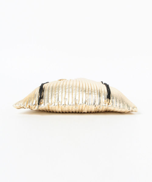 Ray BEAMS(レイビームス)の「Ray BEAMS / メタリック プリーツ バッグ(ハンドバッグ・レディース・シルバー/ゴールド・ONE SIZE)」の10枚目の写真