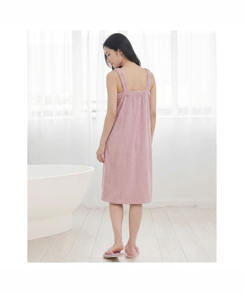 blooming FLORA（ブルーミングフローラ）の「【お風呂上りをもっと快適に】綿100％パイル バスラップ ワンピース 涼しい 夏（ルームウェア/パジャマ・レディース・ホワイト×ネイビー/ピンク/ホワイト×ピンク/ラベンダー/ブルー/モカ・LARGE/MEDIUM）」の11枚目の写真