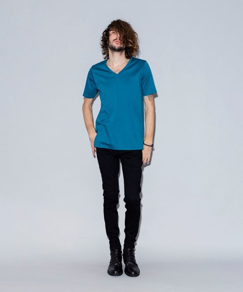 NO ID.（ノーアイディ）の「ロイヤルクールV/N-T（Tシャツ/カットソー・メンズ・ホワイト/ブラック/オレンジ/グリーン・1/2）」の4枚目の写真