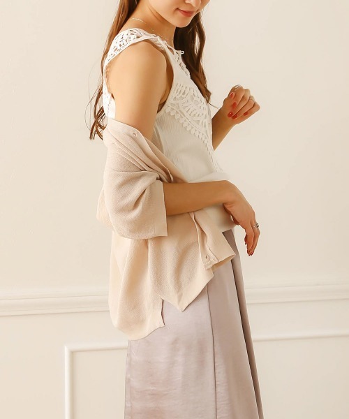 Bab(バブ)の「【WEB限定】モチーフレイヤードトップス/レースタンクトップ/インナーカットソー(Tシャツ/カットソー・レディース・ブラック/オフホワイト/モカ・FREE)」の6枚目の写真