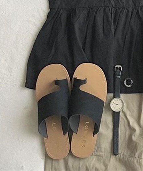 shopnikoniko（ショップニコニコ）の「ぺたんこ親指トングサンダル（サンダル・レディース・キャメル/アイボリー/ブラック・LL/S/M/L）」の4枚目の写真