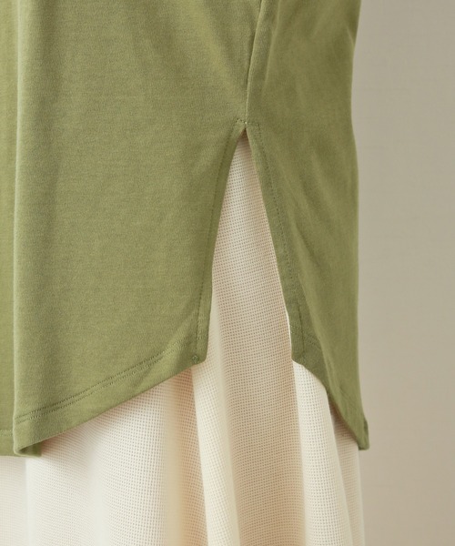 n'ee-ne（ネーネ）の「USAコットン　ロゴプリントTシャツ（Tシャツ/カットソー・レディース・カーキ/オフホワイト/ベージュ/ブラック・M/L）」の6枚目の写真