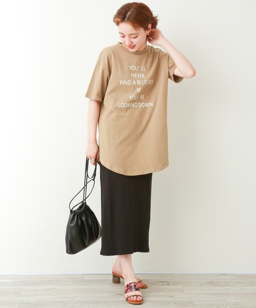 n'ee-ne（ネーネ）の「USAコットン　ロゴプリントTシャツ（Tシャツ/カットソー・レディース・カーキ/オフホワイト/ベージュ/ブラック・M/L）」の17枚目の写真