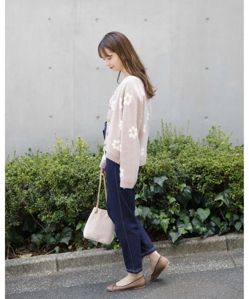 flower(フラワー)の「スイートペタルカーディガン(カーディガン/ボレロ・レディース・ベージュ/グレー・FREE)」の15枚目の写真