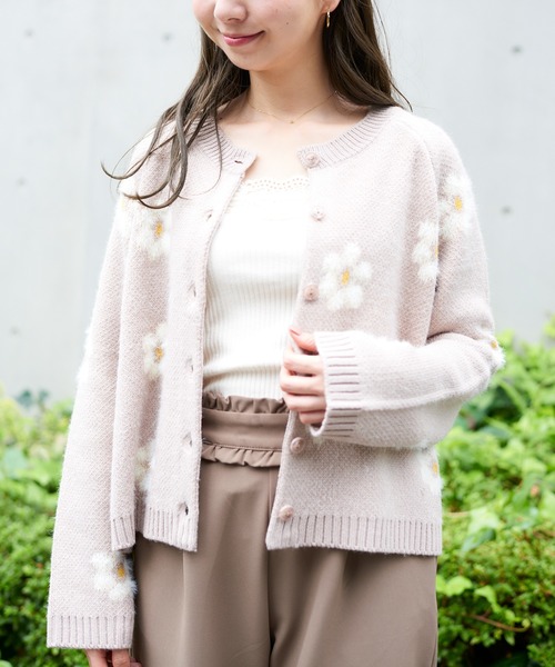 flower(フラワー)の「スイートペタルカーディガン(カーディガン/ボレロ・レディース・ベージュ/グレー・FREE)」の18枚目の写真