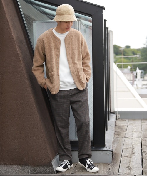 LAKOLE（ラコレ）の「TCワッフル裏起毛プルオーバー / LAKOLE（スウェット・メンズ・ホワイト/ブラウン/ライトグリーン/アイボリー・MEDIUM/LARGE）」の6枚目の写真