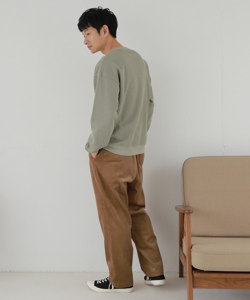 LAKOLE（ラコレ）の「TCワッフル裏起毛プルオーバー / LAKOLE（スウェット・メンズ・ホワイト/ブラウン/ライトグリーン/アイボリー・MEDIUM/LARGE）」の16枚目の写真