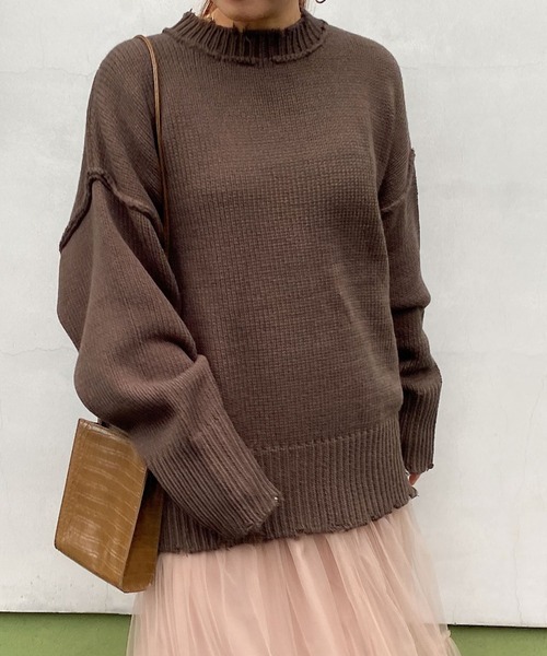 archives（アルシーヴ）の「ダメージ加工ニットプルオーバー（ニット/セーター・レディース・マスタード/パープル/ブラウン/オフホワイト/ラベンダー/ブルー・MEDIUM）」の8枚目の写真