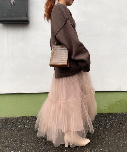 archives（アルシーヴ）の「ダメージ加工ニットプルオーバー（ニット/セーター・レディース・マスタード/パープル/ブラウン/オフホワイト/ラベンダー/ブルー・MEDIUM）」の14枚目の写真