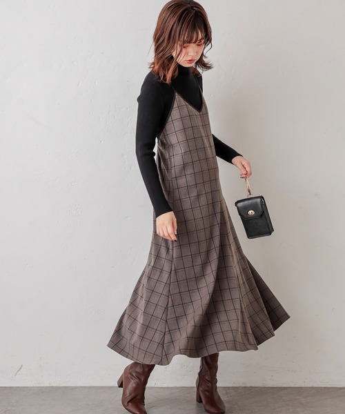 natural couture（ナチュラルクチュール）の「パイピングキャミワンピース（ワンピース・レディース・ブラック/モカ/チェック・FREE）」の17枚目の写真